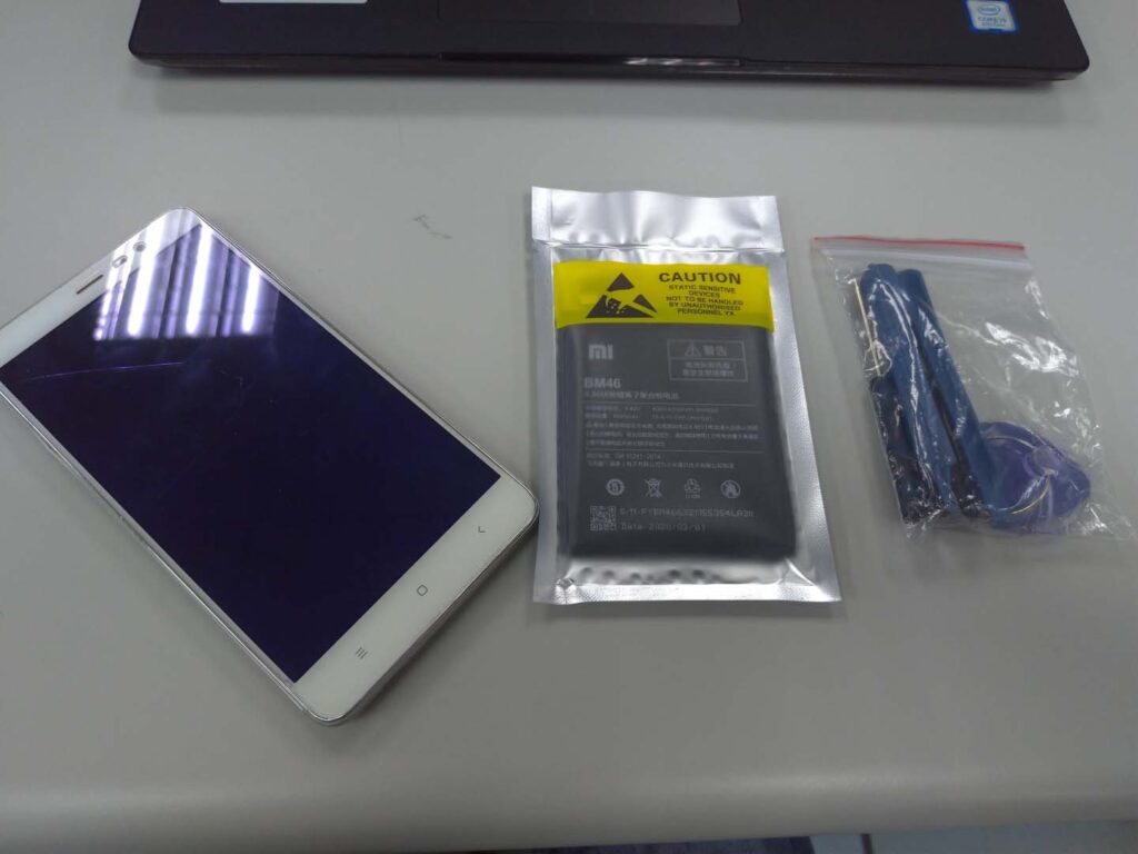 [DIY 手機電池更換] 紅米note3 電池更換