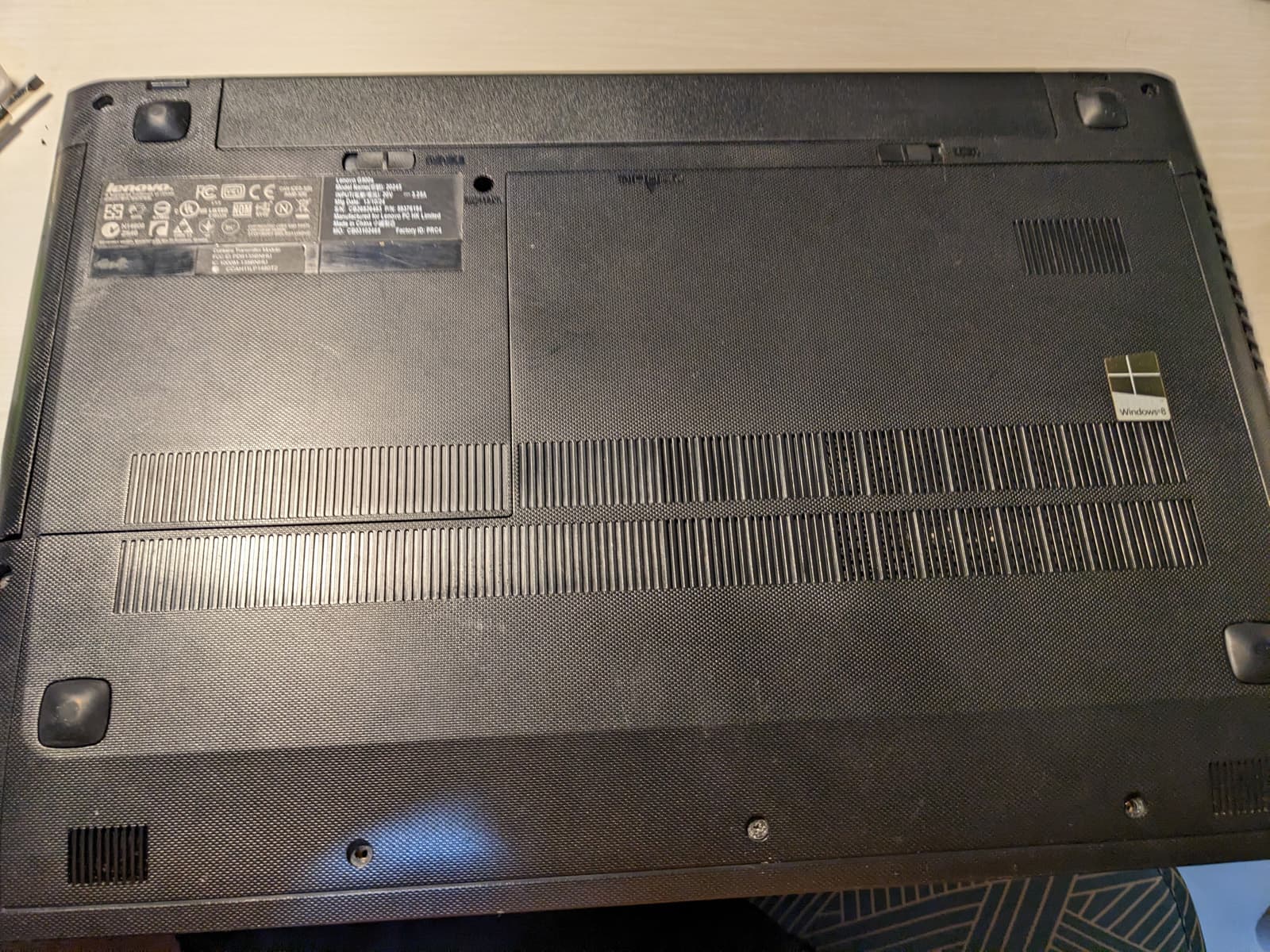 [DIY 筆電維修]Lenovo G500s筆電鍵盤如何更換?筆電鍵盤更換教學!