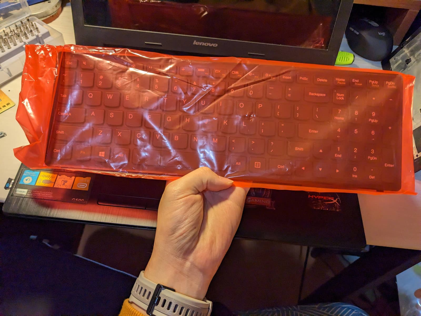 [DIY 筆電維修]Lenovo G500s筆電鍵盤如何更換?筆電鍵盤更換教學!